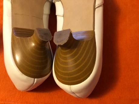 Bile lodicky mokasinoveho vzhled kozene tamaris 37, tamaris,37