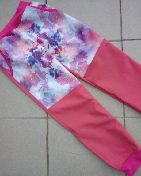 Softshellové kalhoty vel. 122/128, 122 / 128