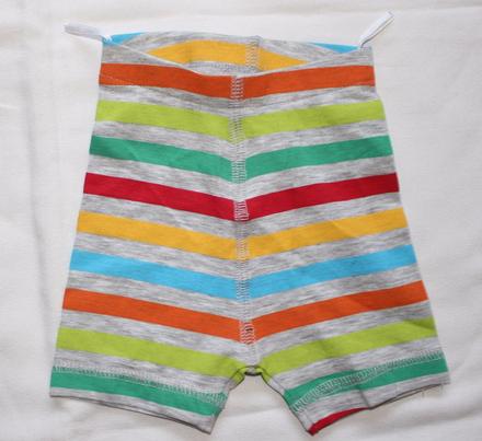 Am108. elastické kraťasy pro nejmenší, h&m,50