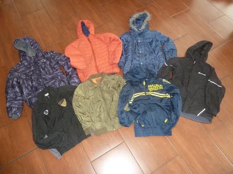 Výprodej - balíky klučičích bund kus 25,-kč, 