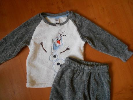 Teplá souprava s olafem vel. 98/104, c&a,98