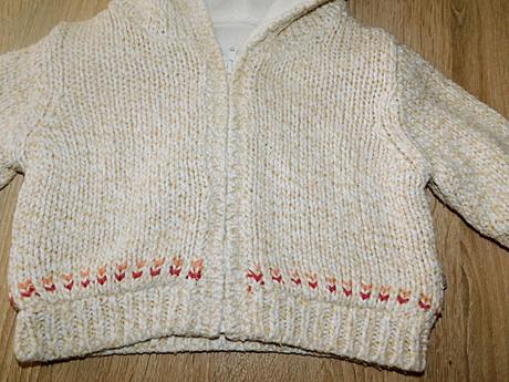Pletený svetřík, 62