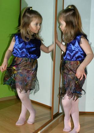 Karnevalové šaty /kostým čarodějnice, 