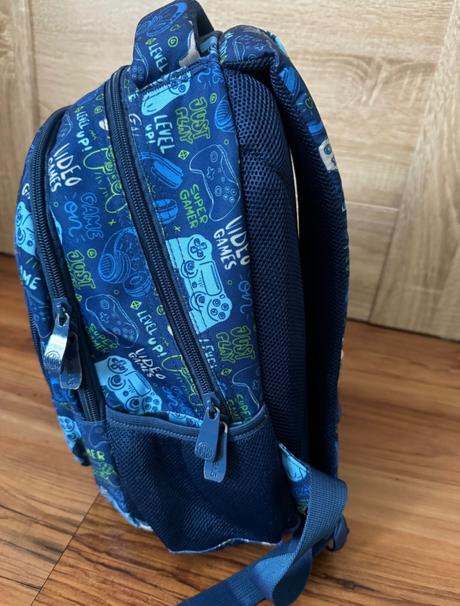 Školní batoh, 