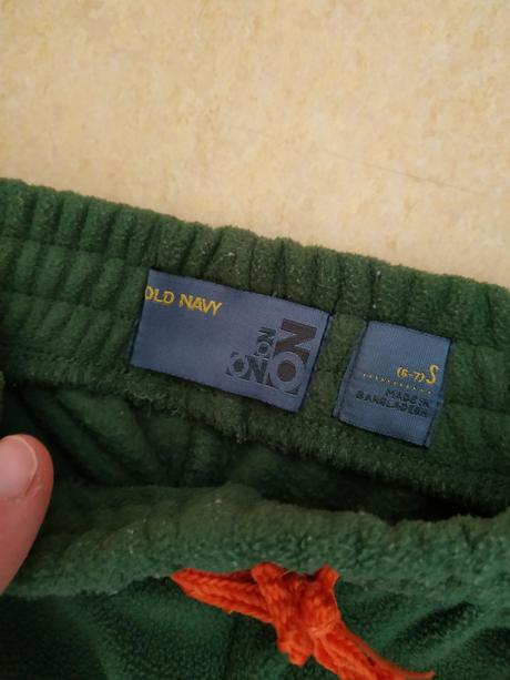 Flaušové kalhoty vel.122 zn.old navy, old navy,122