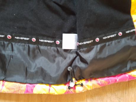 Zimní bunda neverest vel 134, neverest,134