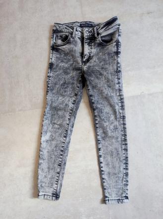 Džíny 122, reserved,122