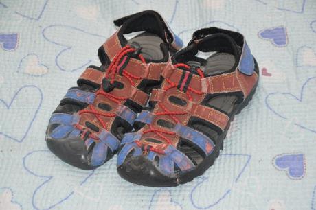 31 32 trekové sandály, sandálky, 32