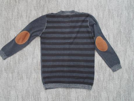 Modrý svetr svetřík, 140