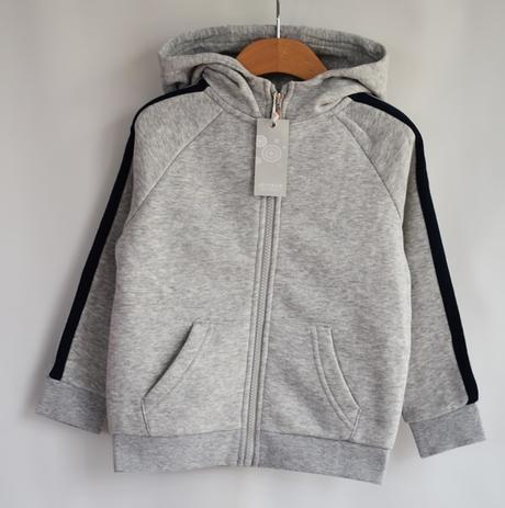 Mikina vel. 4 - 5 let, 110