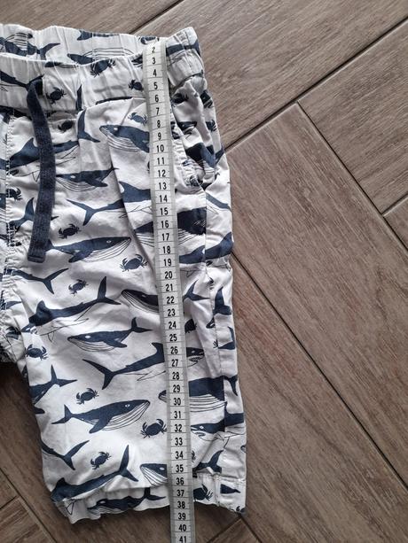 Chlapecké plátěné kraťasy zn. hm, vel. 128, h&m,128