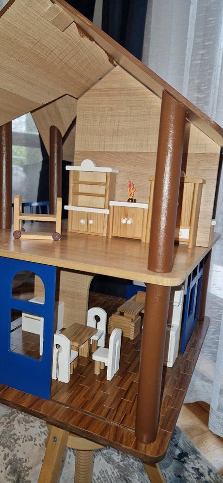 Domeček pro panenky,