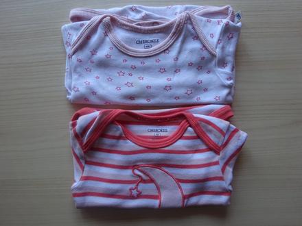 2x body dl.r. hvězdičky a proužek, vel. 74, cherokee,74