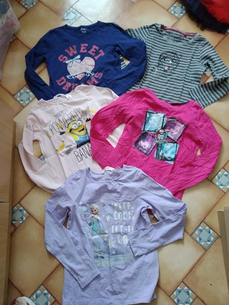 5x tričko, 140–152