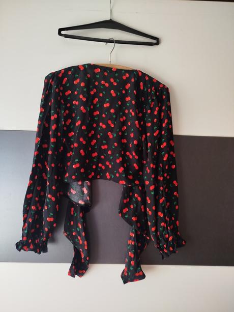 Halenka zn. deezee vel.40, 40