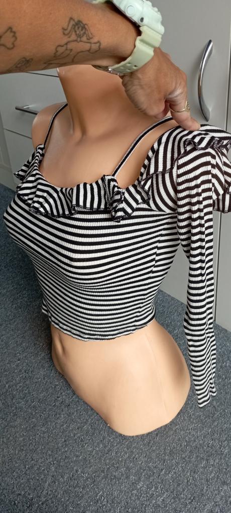 Crop top zn."pins and needles" vel."xs", xs