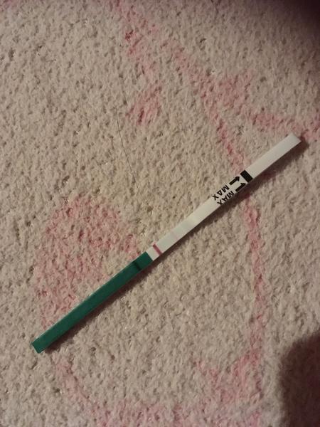 Můžu začít slavit? Jsem těhotná?