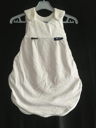 Vel. 56 proužkovaný spací pytel,