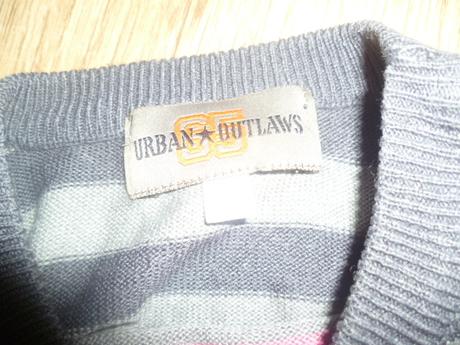 Svetřík zn. urban, vel. 6 až 7 let, super stav, 122