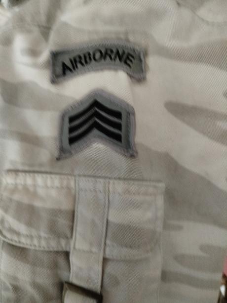 Bunda zn. rr vel.40, 40