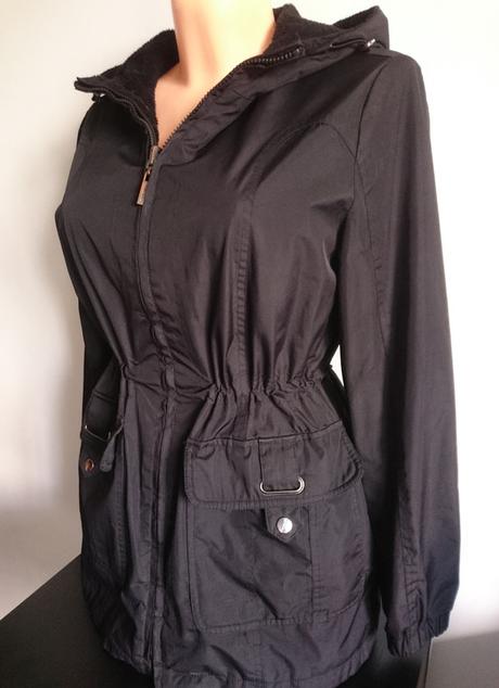 Vel. 158 černá podzimní bunda, 158