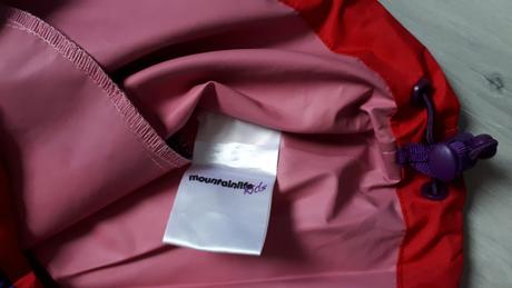 Barevný pruhovaný šusťákový outdoorový kabát, 116