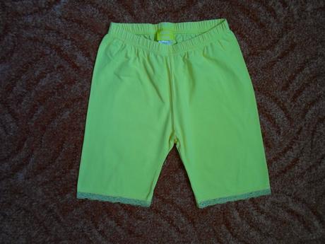 Žluté legíny kraťasy s krajkou, 146