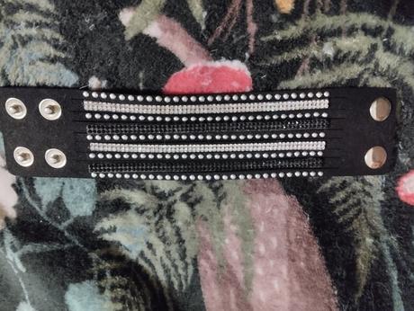 Semišové náramky, 