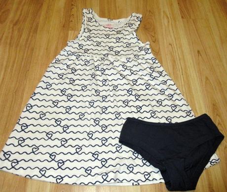 Šaty se srdíčky, lupilu,110