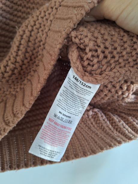 Svetr vel. 146 / 152, 146