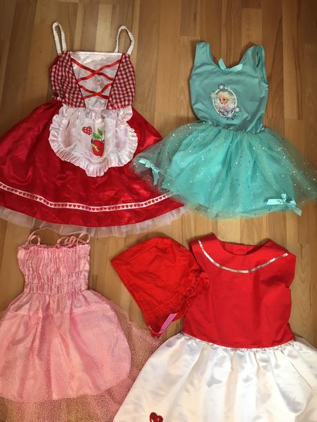 Dívčí kostým -sv.růžové šatičky na ramínka 3-5let, 