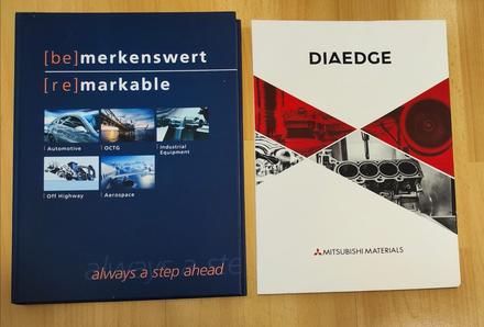 Dva poznámkové bloky (zápisníky),