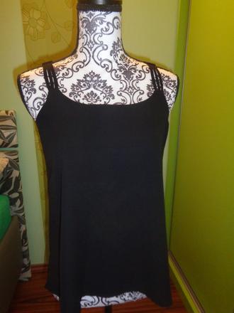 Černý top - krásně řešená záda, gate,m