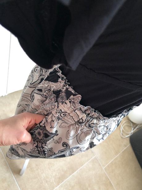 Cerno bila kratka sukne xs h&m, h&m,xs