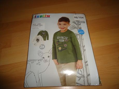 2 trička, lupilu,98
