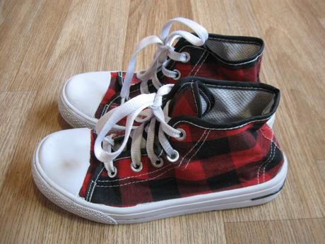 Kotníkové plátěnky, 34