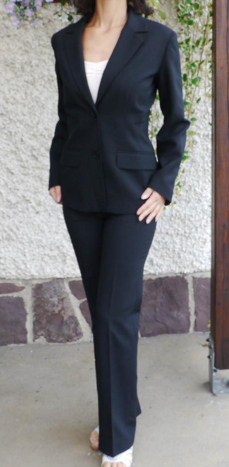 Cerny oblek 3susisses, 32