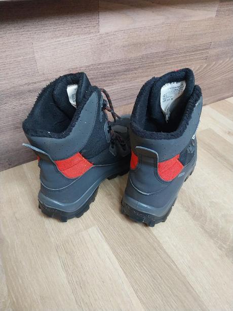 Zimní turistické boty., quechua,34