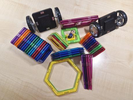 Magformers universal box 47ks,