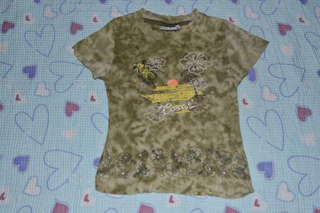 Zelené bavlněné triko zdobené kamínky vel. 116/122, 116