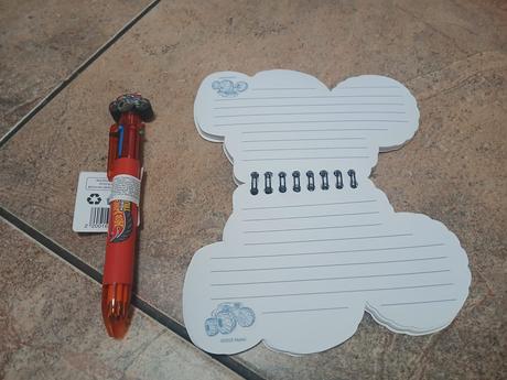 Barevná propiska a blok hot wheels, nové, 