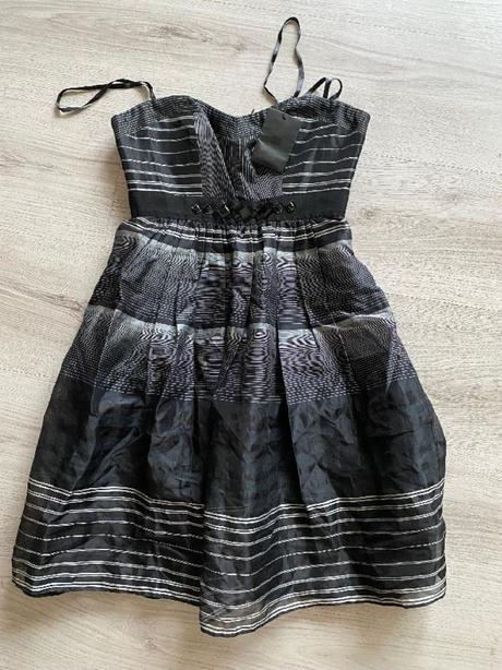 Luxusní nové šaty bcbg velikost 36/38/s/m, 36 / s