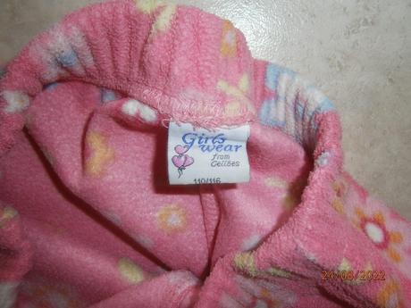 Tepláky, vel. 110/116 + tričko, 110