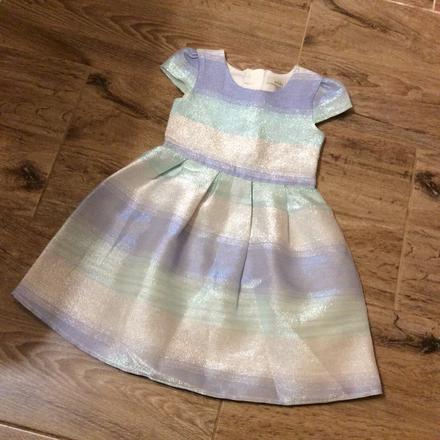 Slavnostní třpytkaté lesknoucí šaty, evie angel,110