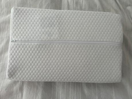 Profilovaný polštář z paměťové pěny vanse, 