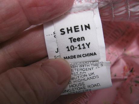 Letní dívčí komplet-sukně s bolérkem, 146