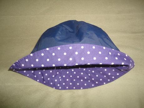 Oboustranný klobouk do deště, vel. 5-8 let, 122