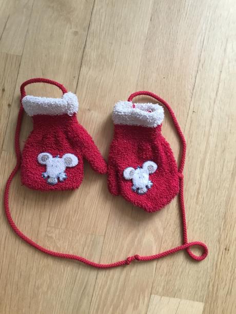 Rukavice s provazkem, 98