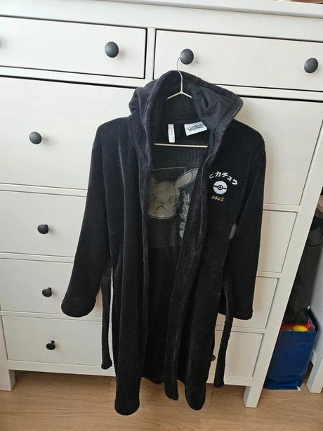 Župan pokémon, vel. 146/152, reserved,146