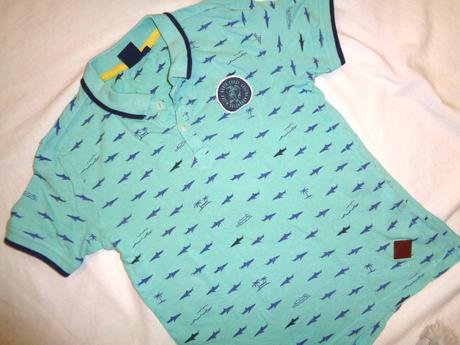 Krásné tyrkysové tričko se žraloky 110/116, 110